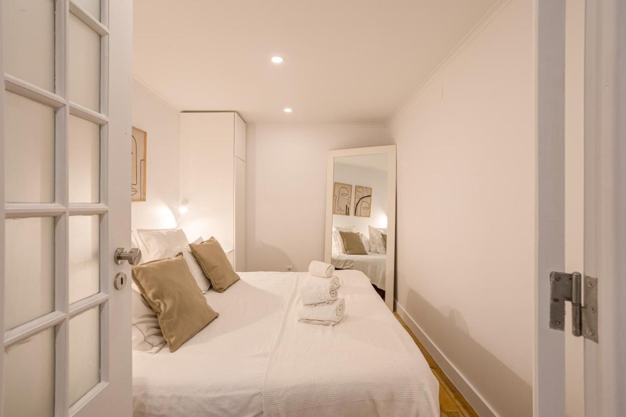 Alfama Chic Penabuquel Apartment Lisbon Exterior photo
