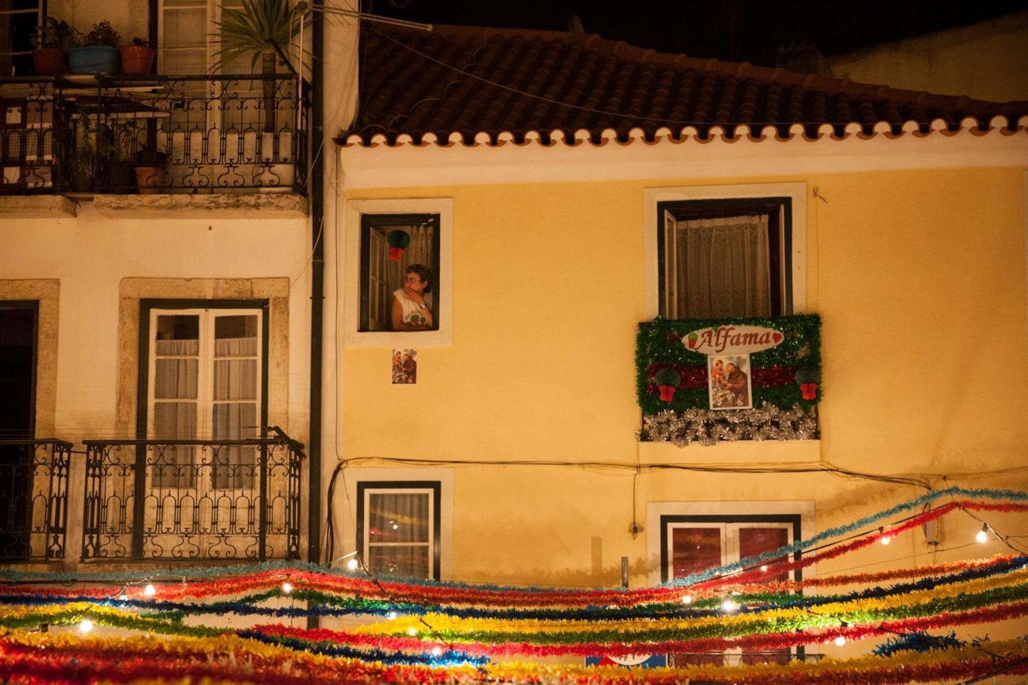 Alfama Chic Penabuquel Apartment Lisbon Exterior photo